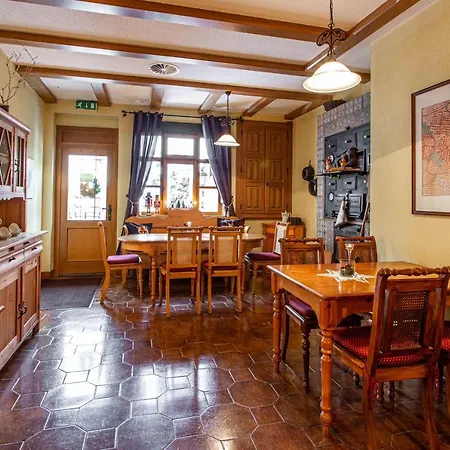 Hotel Buettner- Im Herzen Von - Fruehstueck Buchbar - Parkplatz Schneeberg (Saxony)