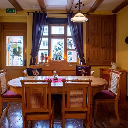 Buettner - Im Herzen Von Mit Parkplatz Hotel