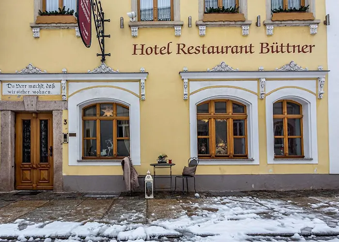 Buettner- Im Herzen Von - Fruehstueck Buchbar - Parkplatz